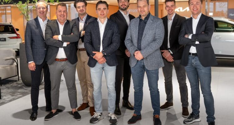 Pinkstershow bij Hansen
